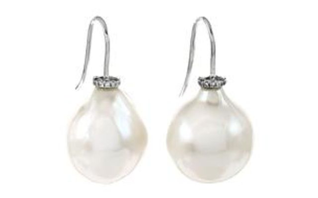 Earrings 585 /- white gold with diamonds and cultured pearls