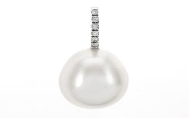 Pendant 585 /- white gold with diamonds and cultured pearl